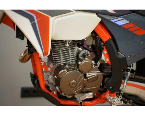 Мотоцикл Loncin X-Spurs 300 (красный)